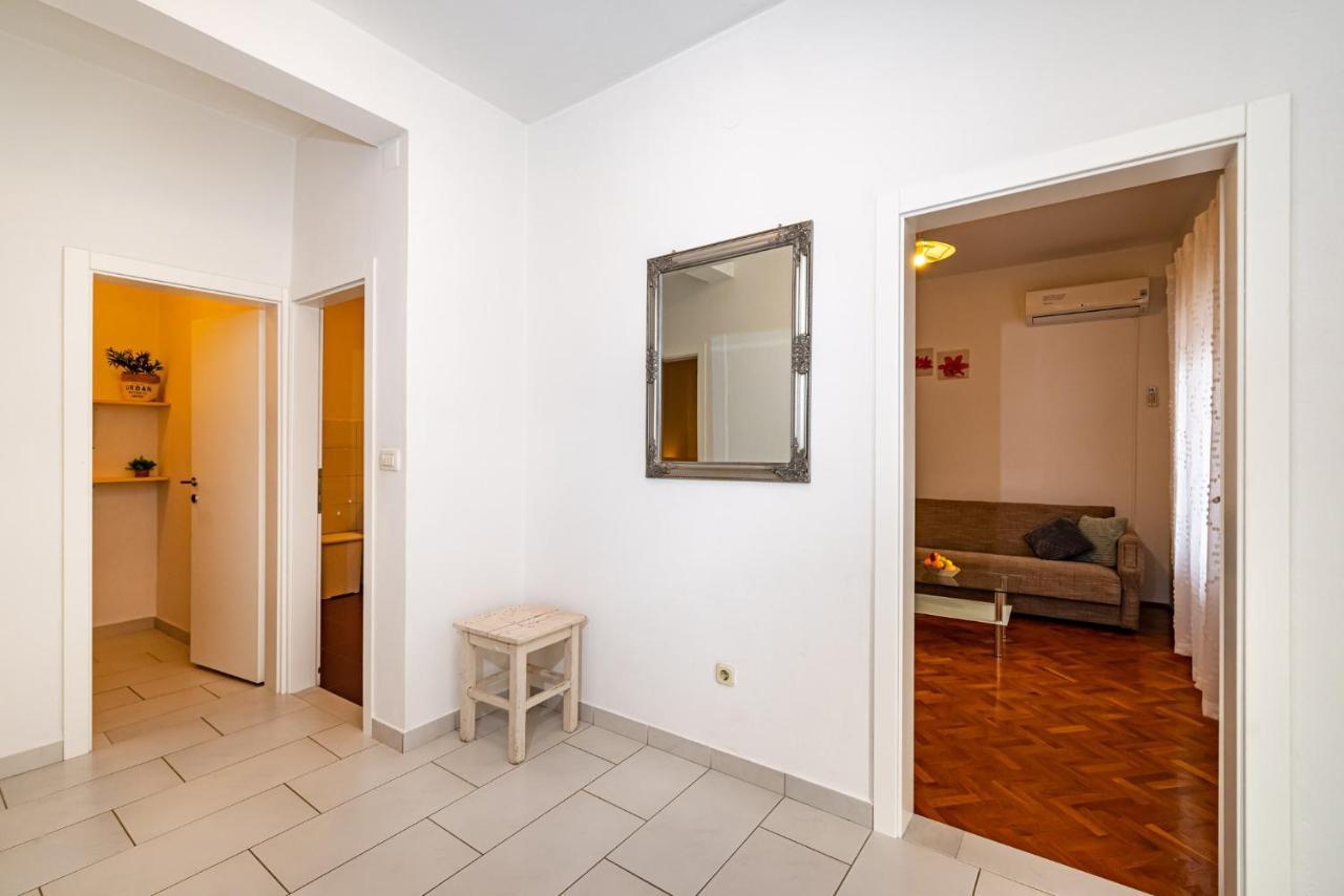 Apartment Eva Maslenica Extérieur photo