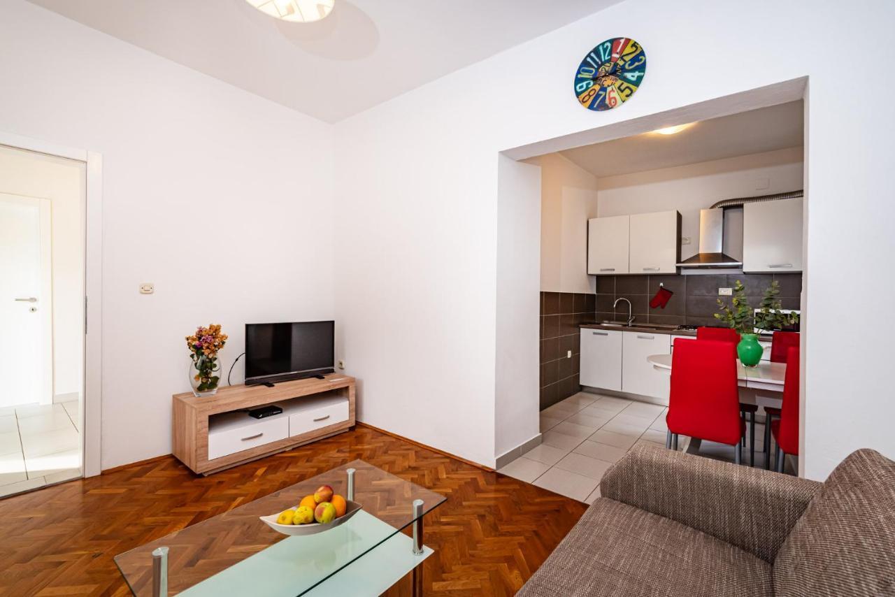 Apartment Eva Maslenica Extérieur photo